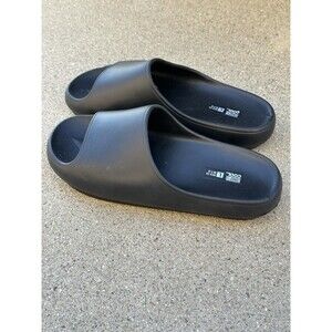 EUC 32 DEGREES COOL Cushion Slides Unisex L Men's 7-8 Women's 9-10 Black